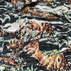 XXL Men’s J Crew Hawaiian Shirt in Navy Volcano Print